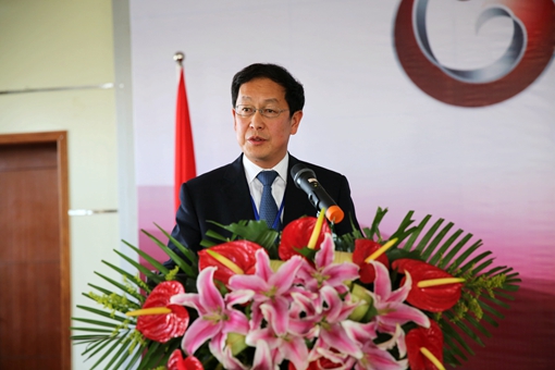galaxy银河官网甘雪春校长进行主旨发言